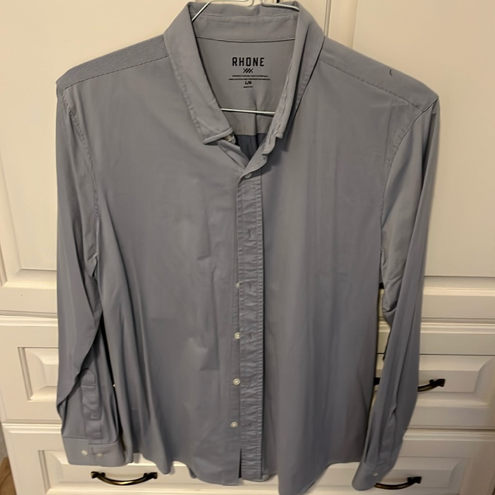 Rhône button down dress shirt light blue in large